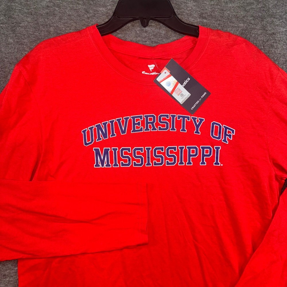 University of Mississippi Ole Miss Fanatics Long Sleeve Shirt Red Mens Large NEW